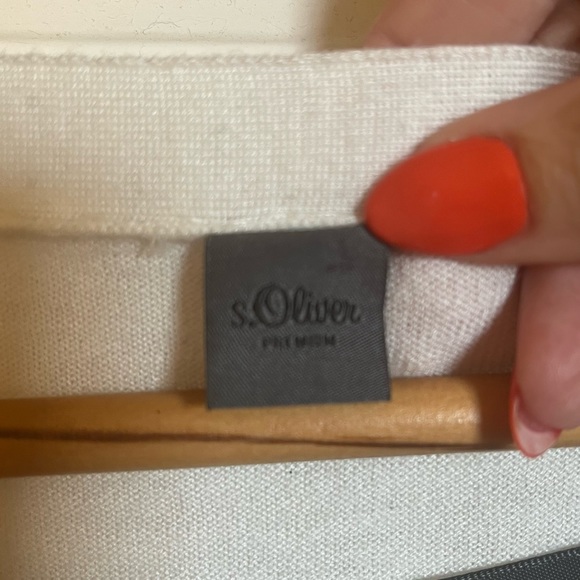 Super soft S. Oliver cropped beaded cardigan - Picture 4 of 8